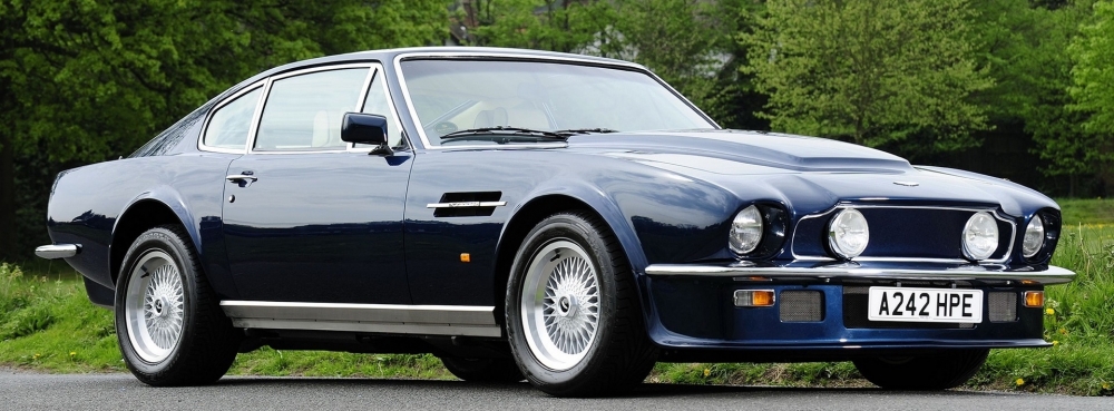 Aston-Martin_Volante.jpg